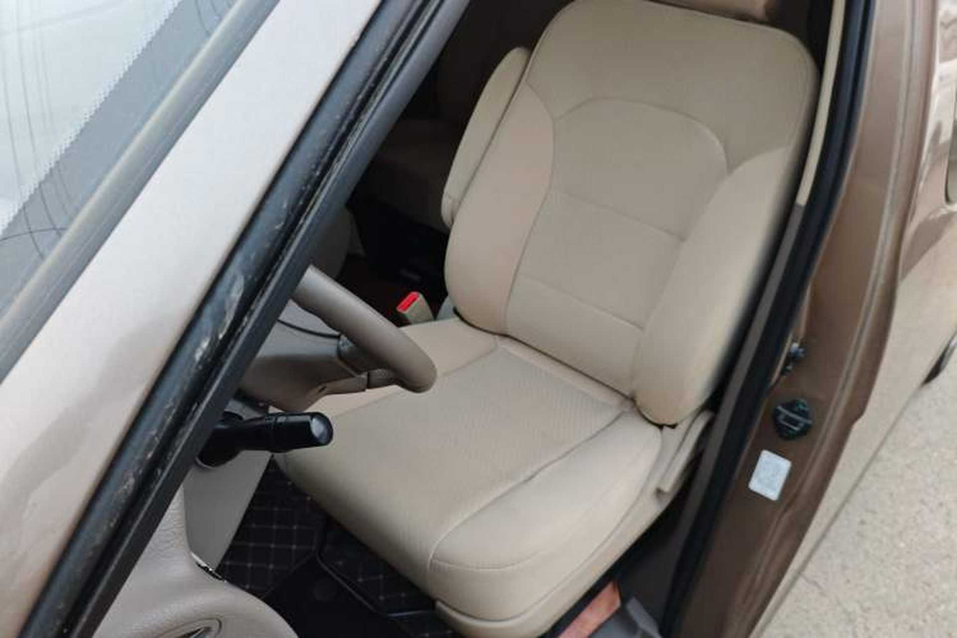 Used Foton Scenic G5 2020 2.0L Long-Wheelbase Flat-Roof 9-Seater Multi-Purpose Passenger Vehicle 1TZS Left Front Seat