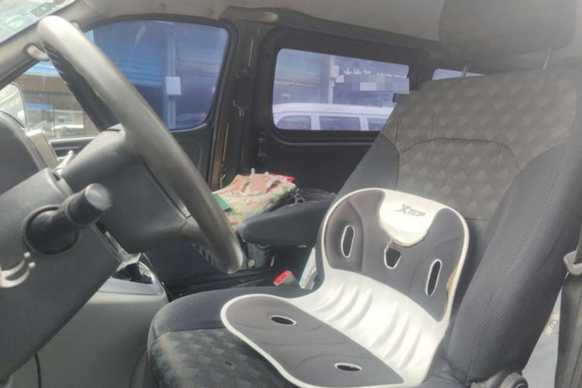 Used Foton Scenic G5 2020 2.0L Long-Wheelbase Flat-Roof 6-Seater Multi-Purpose Passenger Vehicle 1TZS Left Front Seat