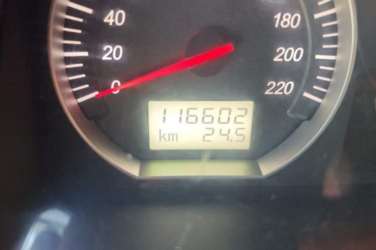Used Foton Scenic G5  Odometer Close Up