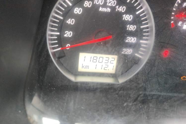 Used Foton Scenic G5 2020 2.0L Long-Wheelbase Flat-Roof 6-Seater Multi-Purpose Passenger Vehicle 1TZS Odometer Close Up