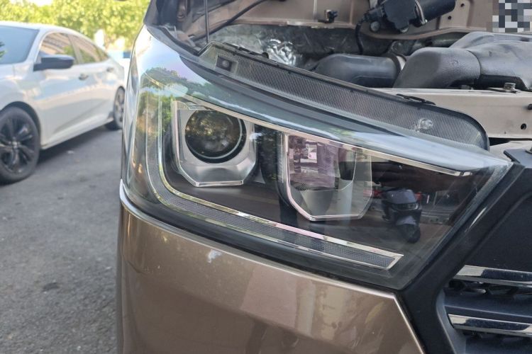 Used Foton Scenic G5  Right Front Headlight