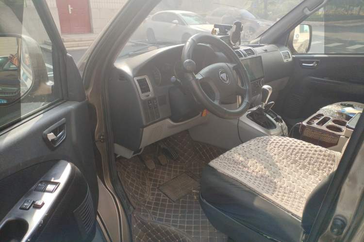 Used Foton Scenic G5 2020 2.0L Long-Wheelbase Flat-Roof 10-Seater Multi-Purpose Passenger Vehicle 1TZS Driver Seat