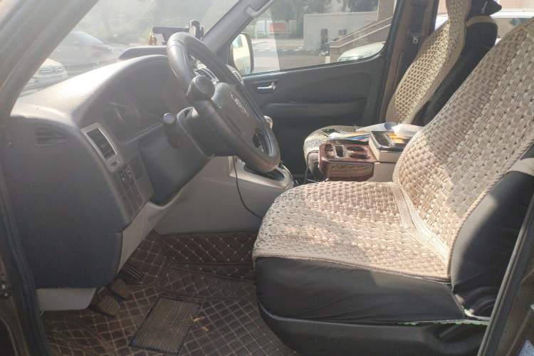 Used Foton Scenic G5 2020 2.0L Long-Wheelbase Flat-Roof 10-Seater Multi-Purpose Passenger Vehicle 1TZS Left Front Seat