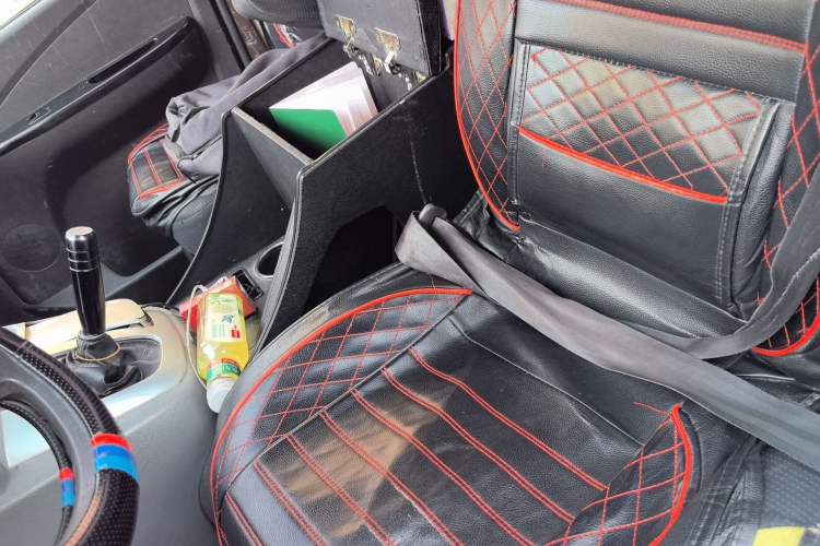 Used Foton Scenic G5 2020 2.0L Long-Wheelbase Flat-Roof 6-Seater Multi-Purpose Passenger Vehicle 1TZS Left Front Seat