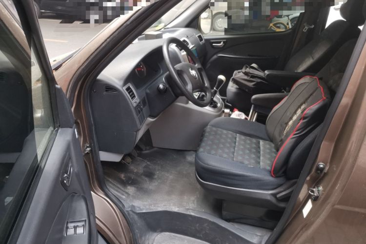 Used Foton Scenic G5 2020 2.0L Gasoline Commercial Version 6-Seater Multi-Purpose Passenger Vehicle 1TZS Driver Seat