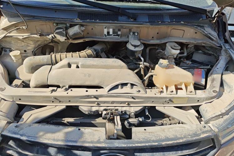 Used Foton Scenic G5  Engine Bay