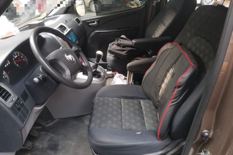 Used Foton Scenic G5 2020 2.0L Gasoline Commercial Version 6-Seater Multi-Purpose Passenger Vehicle 1TZS Left Front Seat