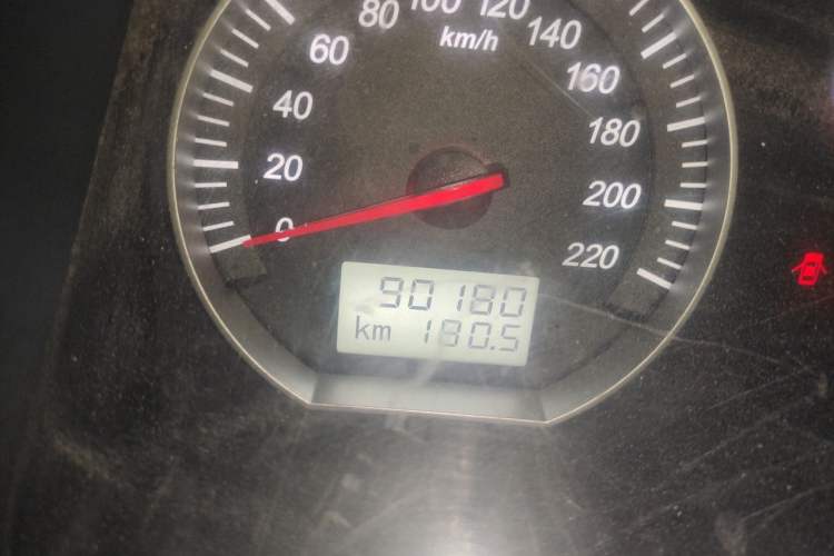 Used Foton Scenic G5 2020 2.0L Long-Wheelbase Flat-Roof 6-Seater Multi-Purpose Passenger Vehicle 1TZS Odometer Close Up