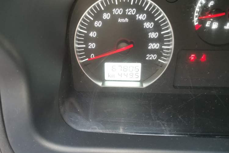 Used Foton Scenic G5 2020 2.0L Gasoline Commercial Version 6-Seater Multi-Purpose Passenger Vehicle 1TZS Odometer Close Up