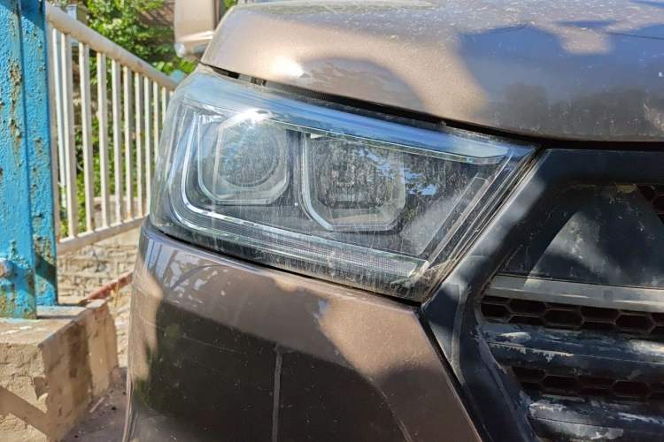 Used Foton Scenic G5  Right Front Headlight