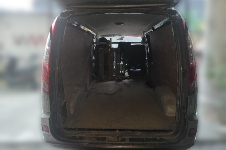 Used Foton Scenic G5 2020 2.0L Long-Wheelbase Flat-Roof 6-Seater Multi-Purpose Passenger Vehicle 1TZS Trunk