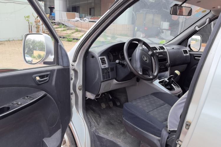 Used Foton Scenic G5 2020 2.4L Commercial Version Long-Wheelbase Flat-Roof 6-Seater Multi-Purpose Passenger Vehicle 4K22D4M Driver Seat