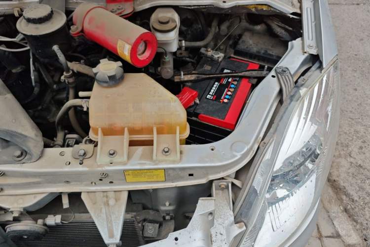 Used Foton Scenic G5  Engine Bay Left