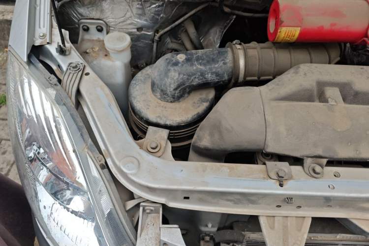 Used Foton Scenic G5  Engine Bay Right