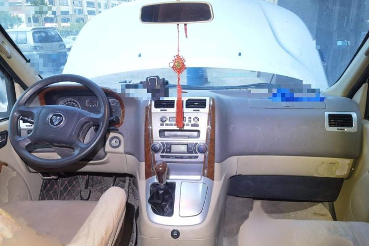 Used Foton Scenic G5 2020 2.0L Long-Wheelbase Flat-Roof 9-Seater Multi-Purpose Passenger Vehicle 1TZS Interior 2