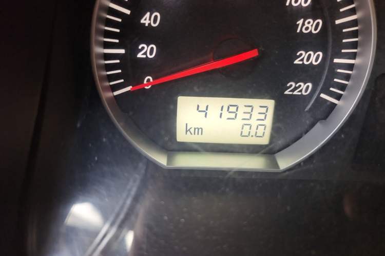 Used Foton Scenic G5 2020 2.0L Long-Wheelbase Flat-Roof 9-Seater Multi-Purpose Passenger Vehicle 1TZS Odometer Close Up