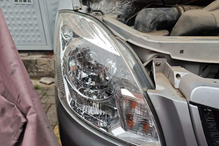 Used Foton Scenic G5  Right Front Headlight