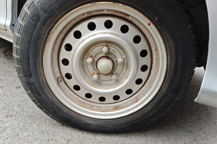 Used Foton Scenic G5  Right Front Wheel Hub