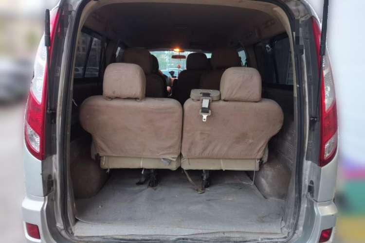 Used Foton Scenic G5 2020 2.0L Long-Wheelbase Flat-Roof 9-Seater Multi-Purpose Passenger Vehicle 1TZS Trunk