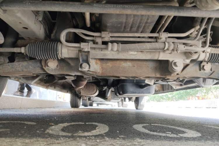 Used Foton Scenic G5 2020 2.0L Long-Wheelbase Flat-Roof 10-Seater Multi-Purpose Passenger Vehicle 1TZS Chassis Front
