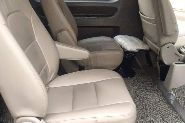 Used Foton Scenic G5 2020 2.0L Gasoline Commercial Version 9-Seater Multi-Purpose Passenger Vehicle 1TZS Left Rear Seat