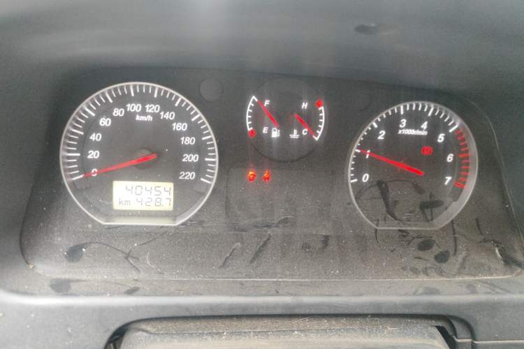 Used Foton Scenic G5 2020 2.0L Long-Wheelbase Flat-Roof 6-Seater Multi-Purpose Passenger Vehicle 1TZS Odometer Close Up