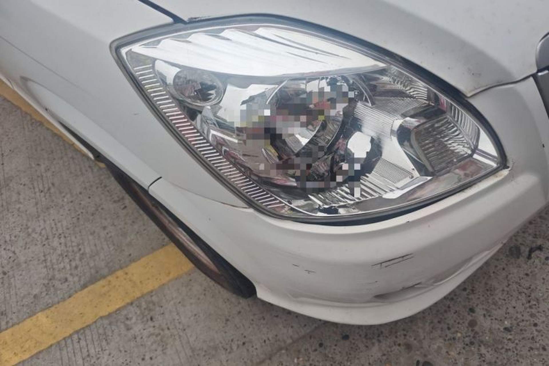 Used Foton Scenic G5 2020 2.0L Long-Wheelbase Flat-Top 2-Seater Van 1TZS Right Front Headlight
