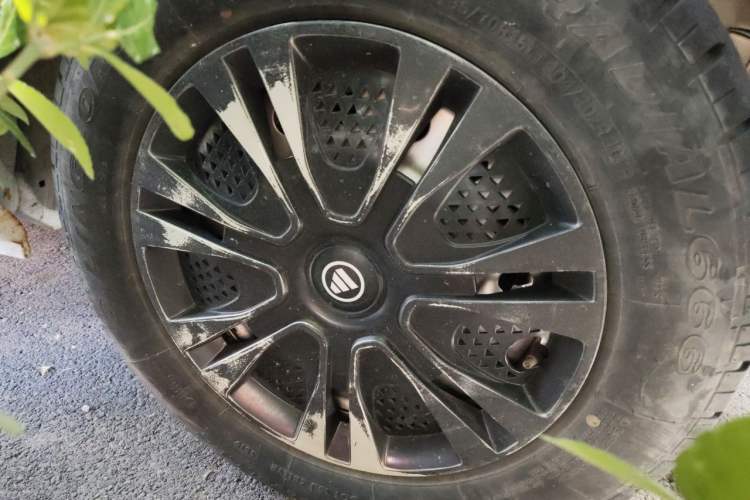 Used Foton Scenic G5 2020 2.0L Long-Wheelbase Flat-Roof 10-Seater Multi-Purpose Passenger Vehicle 1TZS Right Front Wheel Hub
