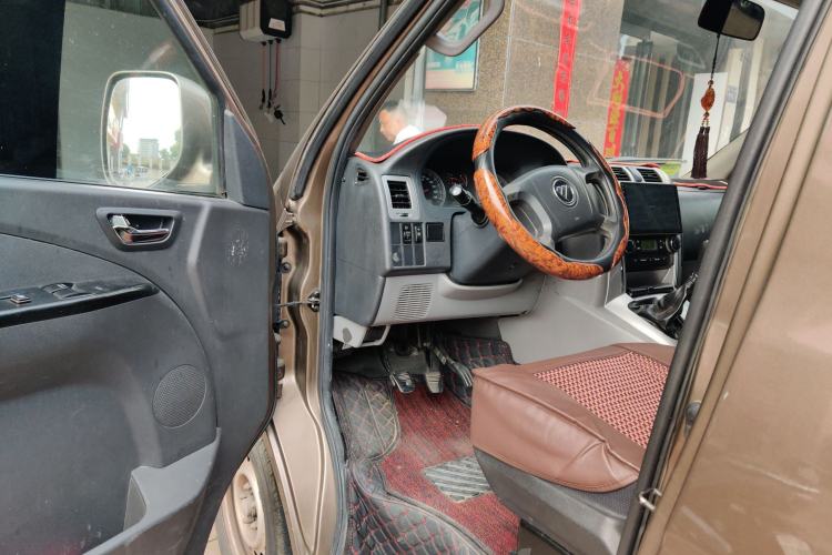 Used Foton Scenic G5 2020 2.0L Long-Wheelbase Flat-Roof 6-Seater Multi-Purpose Passenger Vehicle 1TZS Driver Seat