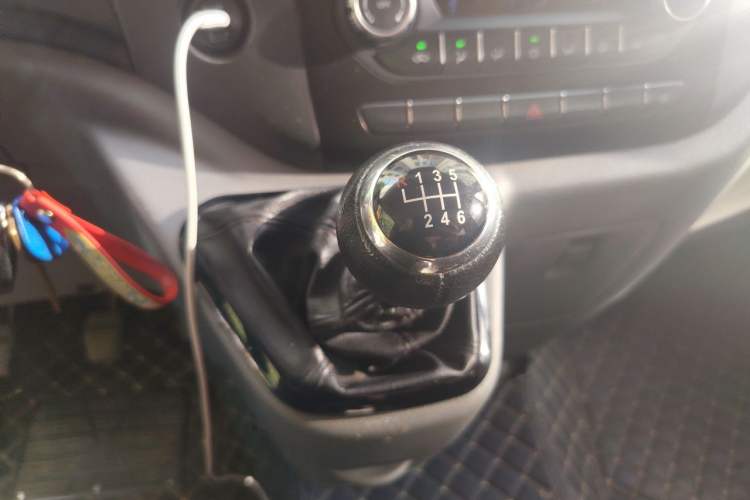 Used Foton Scenic G5  Gear Lever