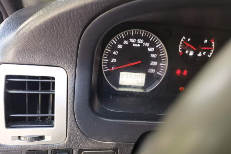 Used Foton Scenic G5 2021 2.4L Gasoline Commercial Version 6-Seater Multi-Purpose Passenger Vehicle 4K22D4M Odometer Close Up