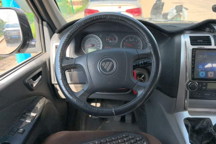 Used Foton Scenic G5 2021 2.0L Gasoline Commercial Version 6-Seater Multi-Purpose Passenger Vehicle 1TZS Steering Wheel