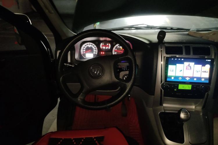 Used Foton Scenic G5 2021 2.0T Diesel Commercial Version 6-Seater Multi-Purpose Passenger Vehicle 4F20TC3 Steering Wheel