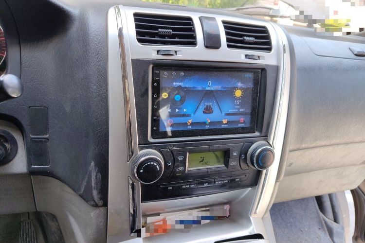 Used Foton Scenic G5 2021 2.0L Gasoline Commercial Version 6-Seater Multi-Purpose Passenger Vehicle 1TZS Audio And AC Panel