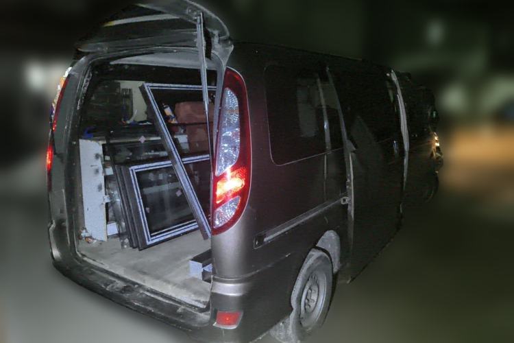 Used Foton Scenic G5 2021 2.0L Gasoline Commercial Version 6-Seater Multi-Purpose Passenger Vehicle 1TZS Exterior 5