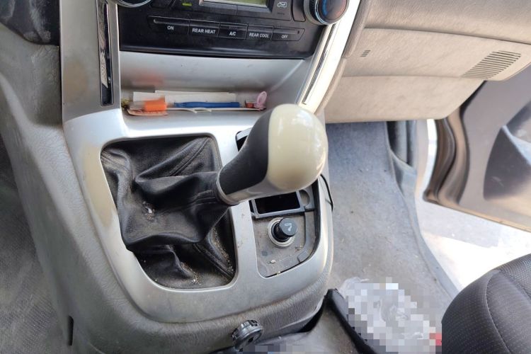 Used Foton Scenic G5 2021 2.0L Gasoline Commercial Version 6-Seater Multi-Purpose Passenger Vehicle 1TZS Gear Lever