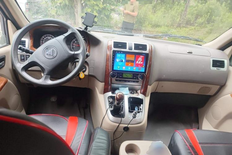 Used Foton Scenic G5 2021 2.4L Gasoline Commercial Version 7-Seater Multi-Purpose Passenger Vehicle 4K22D4M Interior 2