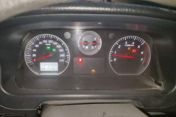 Used Foton Scenic G5 2021 2.0L Gasoline Commercial Version 6-Seater Multi-Purpose Passenger Vehicle 1TZS Odometer Close Up