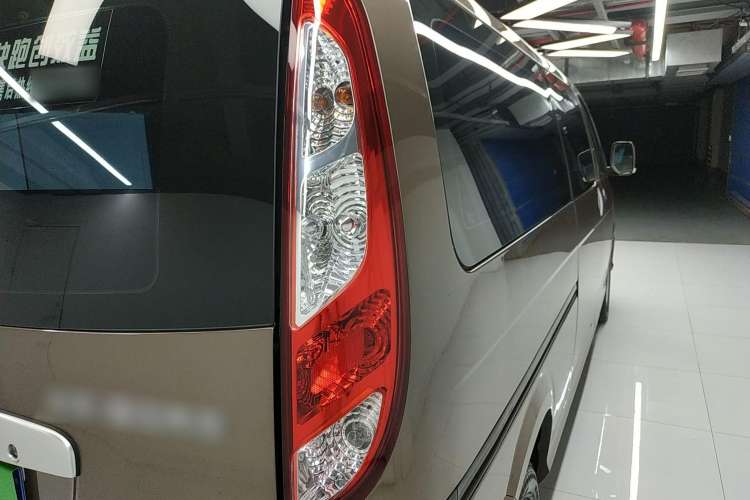 Used Foton Scenic G5 2021 2.0L Gasoline Commercial Version 6-Seater Multi-Purpose Passenger Vehicle 1TZS Right Rear Taillight