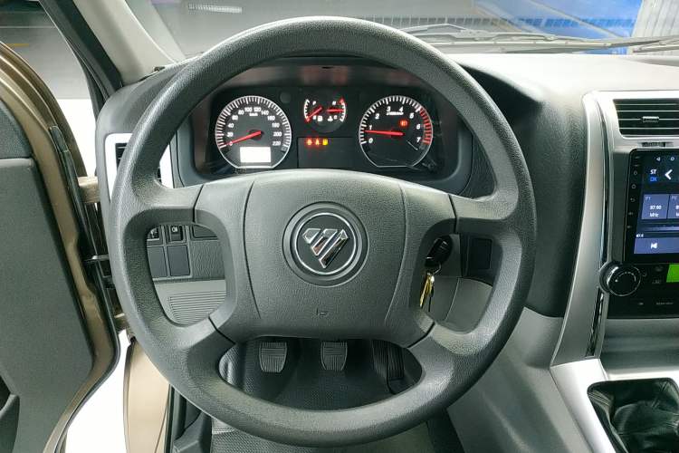 Used Foton Scenic G5 2021 2.0L Gasoline Commercial Version 6-Seater Multi-Purpose Passenger Vehicle 1TZS Steering Wheel