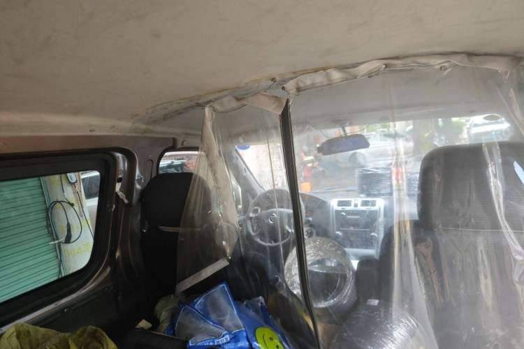 Used Foton Scenic G5 2021 2.0T Diesel Commercial Version 6-Seater Multi-Purpose Passenger Vehicle 4F20TC3 Headliner