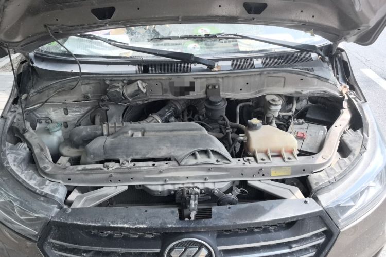 Used Foton Scenic G5 2021 2.0L Gasoline Commercial Version 6-Seater Multi-Purpose Passenger Vehicle 1TZS Engine Bay