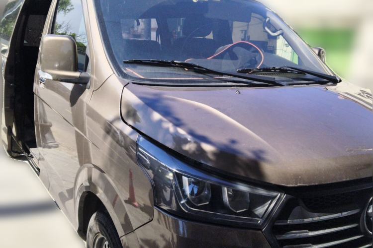 Used Foton Scenic G5 2021 2.0L Gasoline Commercial Version 6-Seater Multi-Purpose Passenger Vehicle 1TZS Front Right 45 Deg