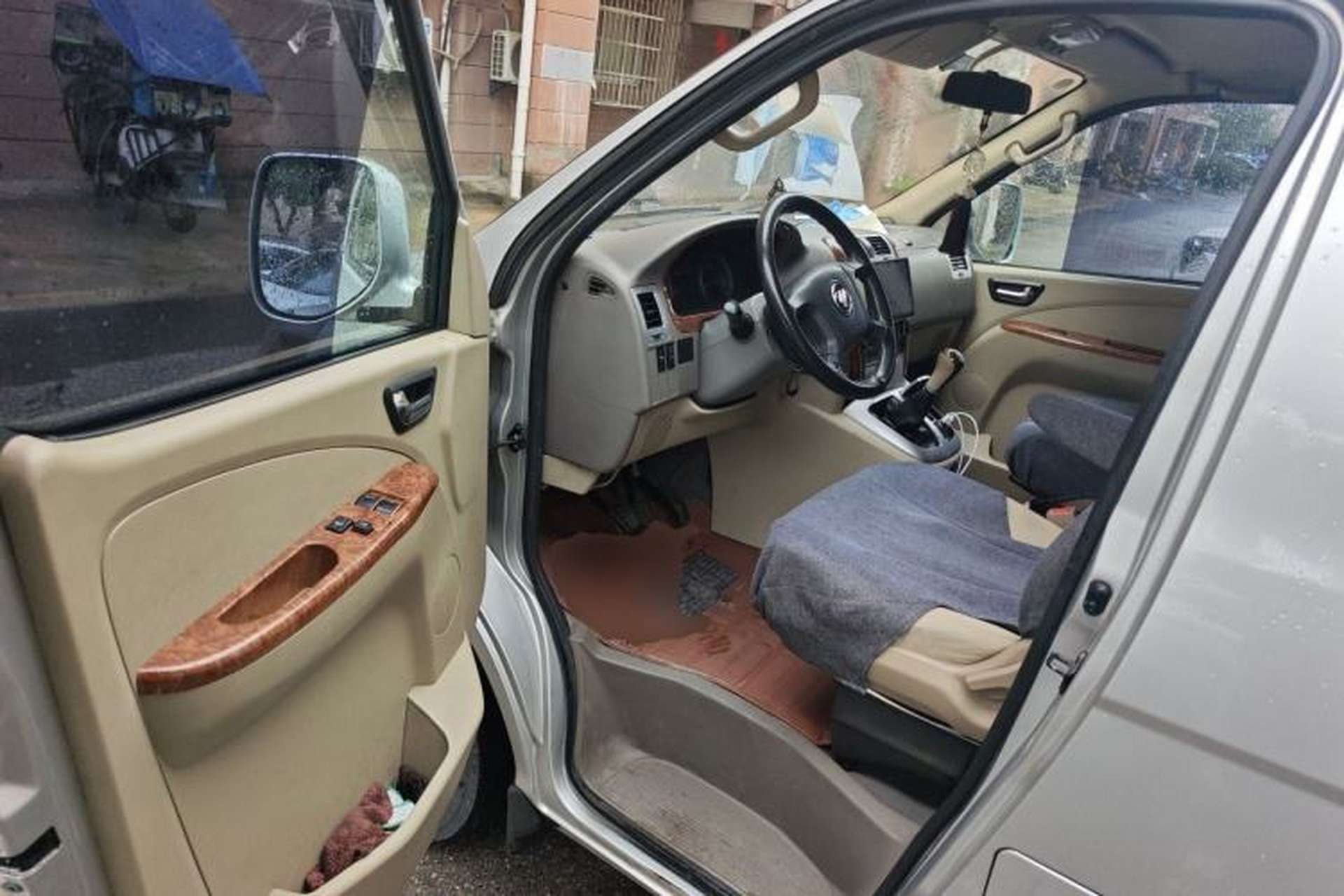 Used Foton Scenic G5 2021 2.0L Gasoline Commercial Version 7-Seater Multi-Purpose Passenger Vehicle 1TZS Driver Seat