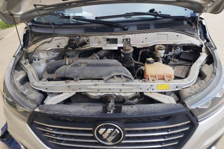 Used Foton Scenic G5 2021 2.0L Gasoline Commercial Version 6-Seater Multi-Purpose Passenger Vehicle 1TZS Engine Bay