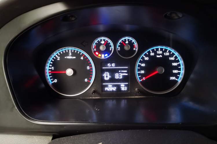 Used Foton Scenic G5 2021 2.0T Diesel Commercial Version 7-Seater Multi-Purpose Passenger Vehicle 4F20TC3 Instrument Cluster