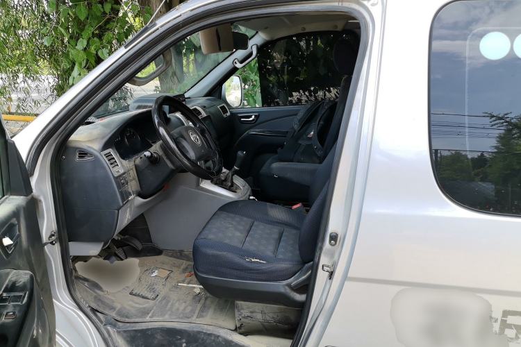 Used Foton Scenic G5 2021 2.0L Gasoline Commercial Version 10-Seater Multi-Purpose Passenger Vehicle 1TZS Left Front Seat