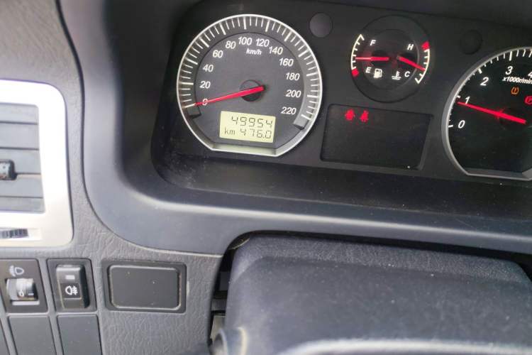 Used Foton Scenic G5 2021 2.0L Gasoline Commercial Version 6-Seater Multi-Purpose Passenger Vehicle 1TZS Odometer Close Up