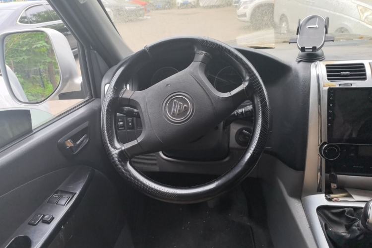 Used Foton Scenic G5 2021 2.0T Diesel Commercial Version 6-Seater Multi-Purpose Passenger Vehicle 4F20TC3 Steering Wheel