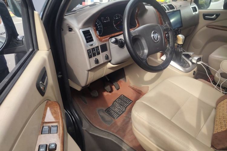Used Foton Scenic G5 2022 2.0T Diesel Business & Travel Van 7/9 Seats 4F20TC3 Driver Seat